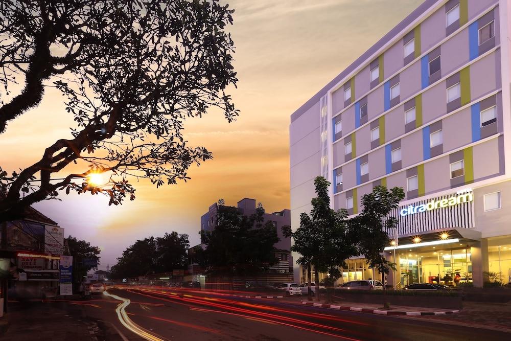 Hotel Citradream Бандунг Екстериор снимка